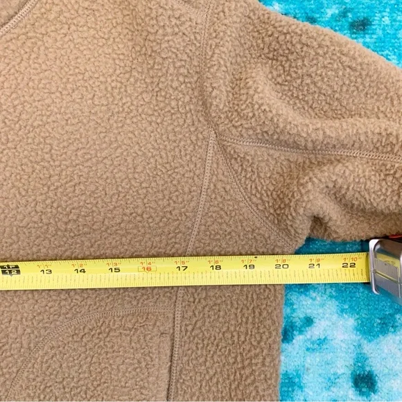 Everlane The Renew Teddy Bomber Ochre Small - Picture 13 of 14